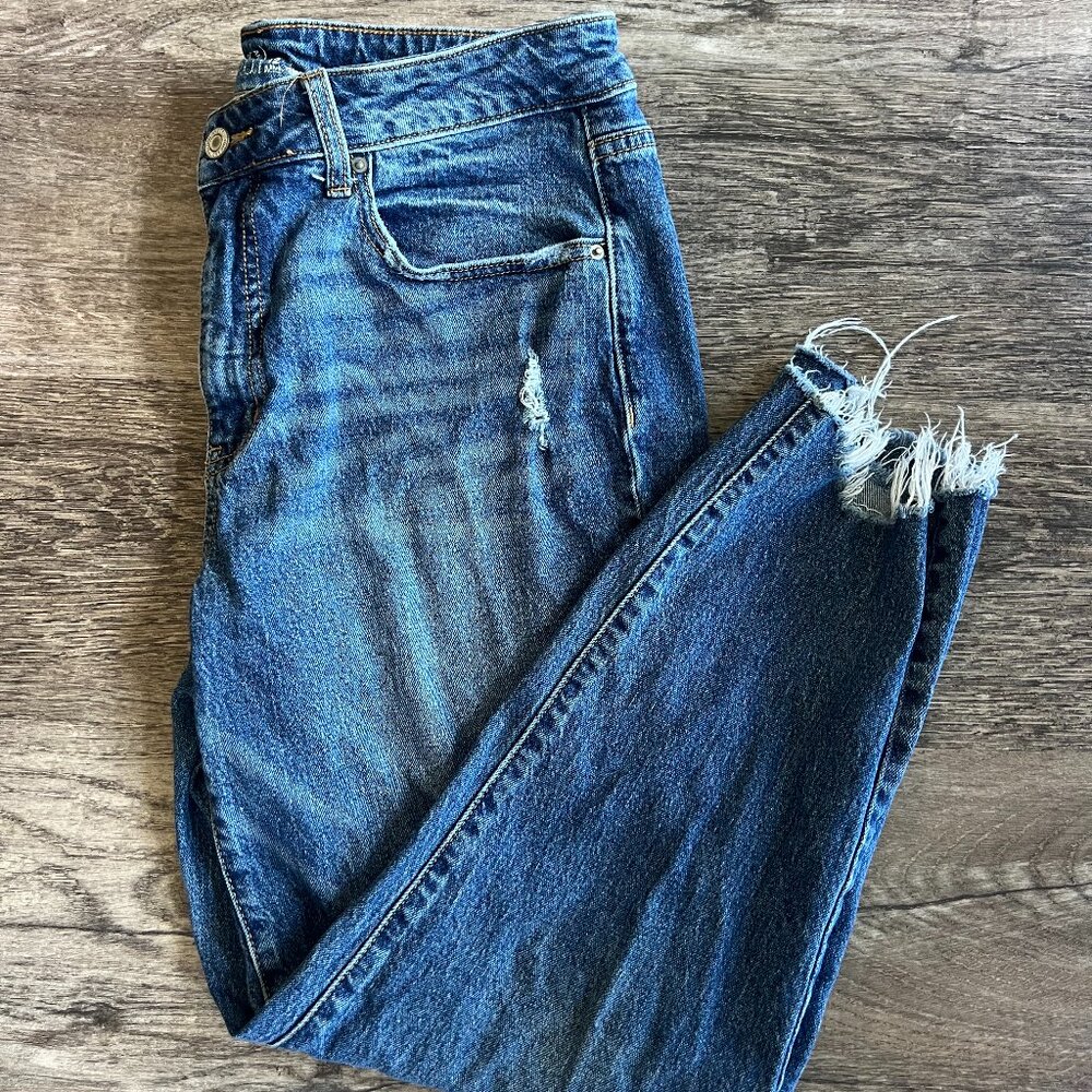 Mid-Rise Jeans